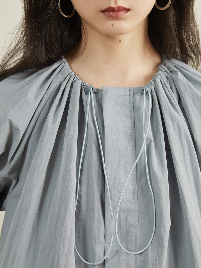 Draw String -Designjacke und kurze Hosen