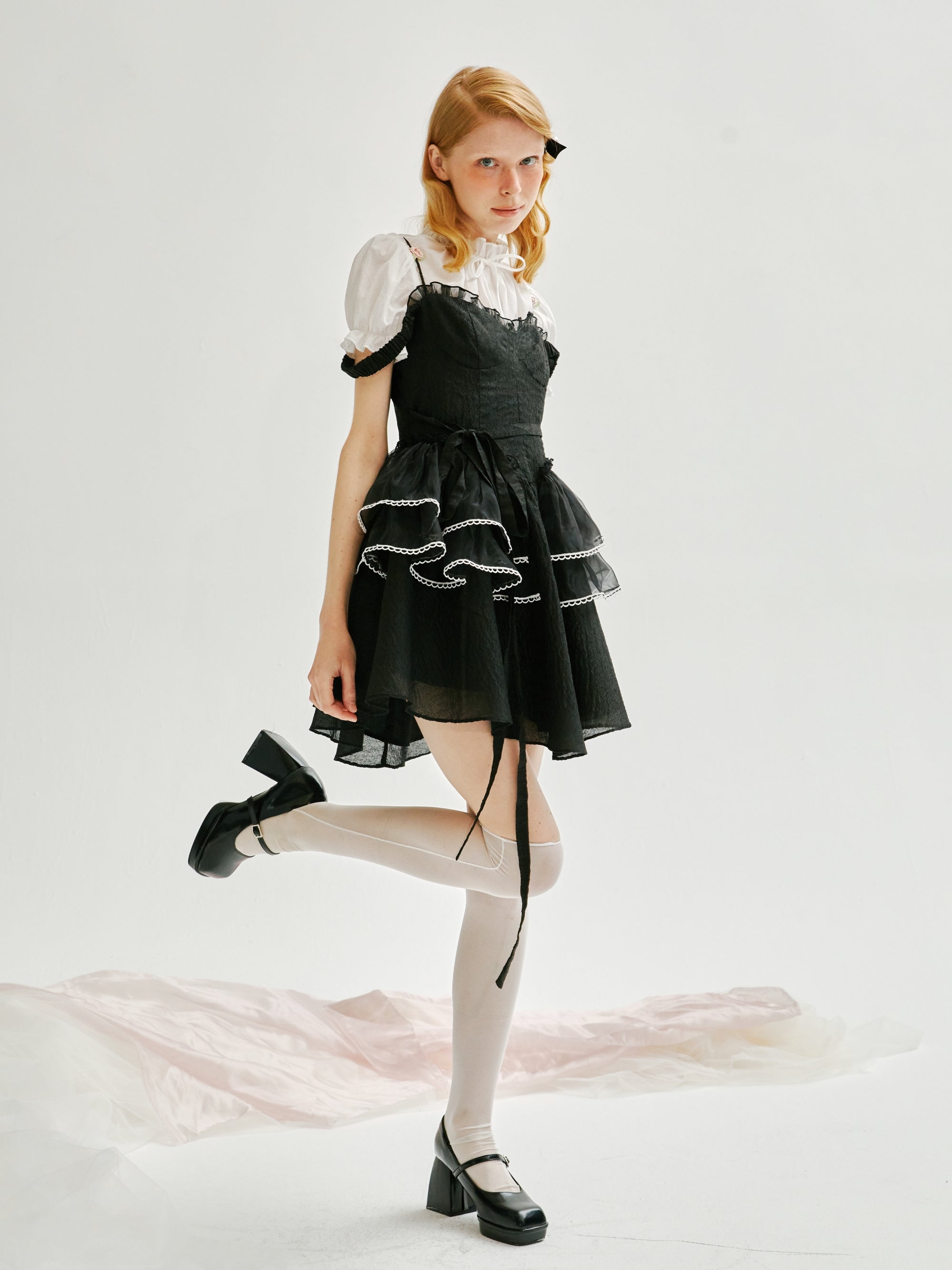 Rose Shoulder Strap Puff Lace Sling Dress