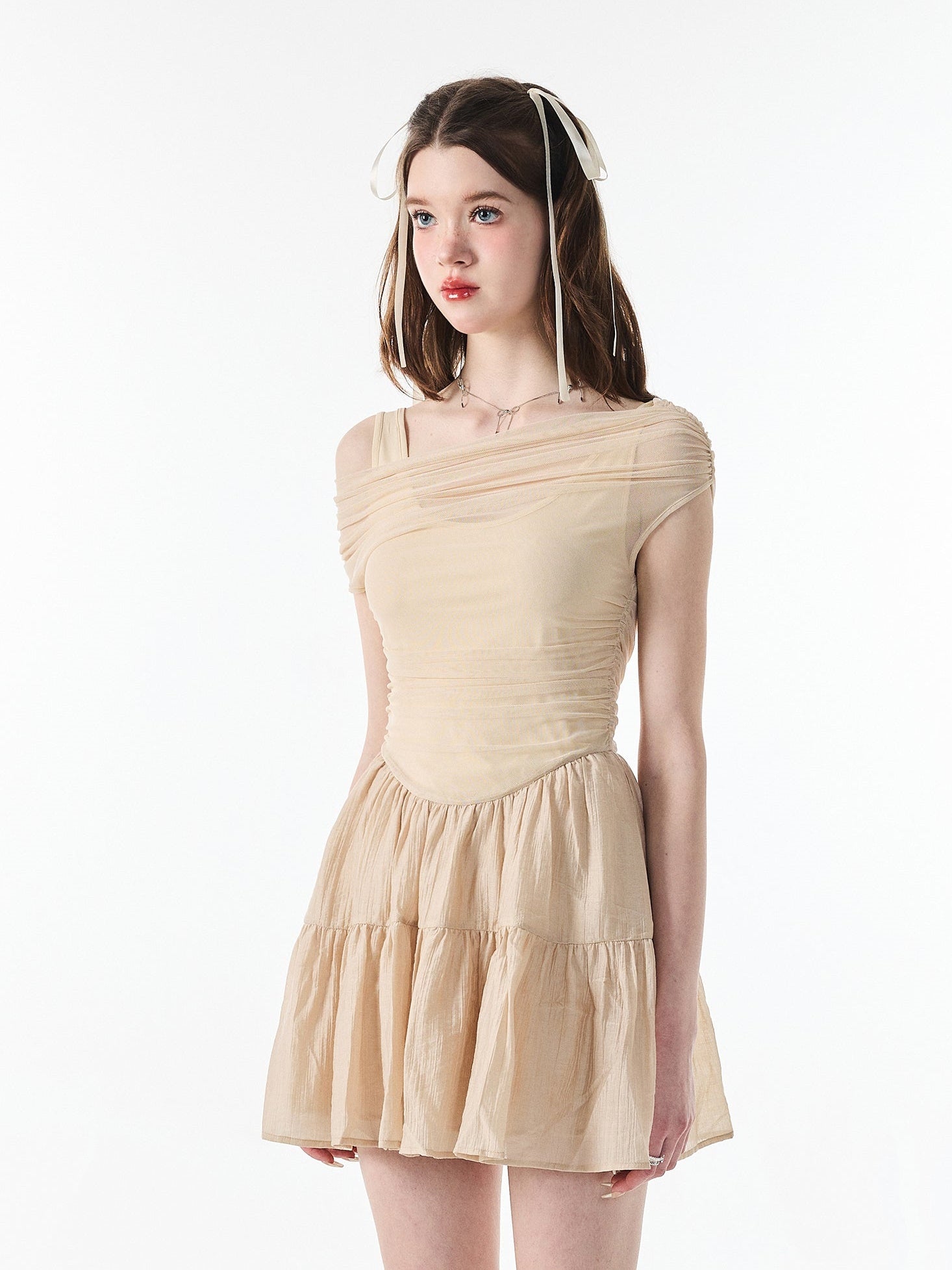 One-Shoulder Slim Fit Tüllkleid