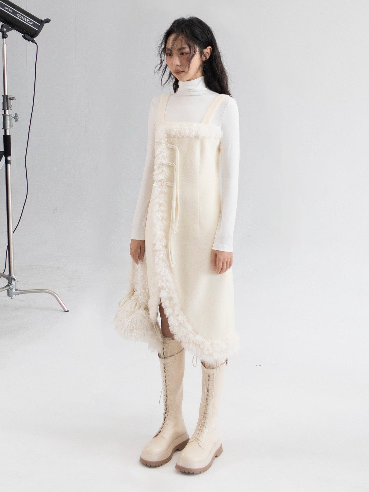 Quastenschnalle Plüschnähte Camisolkleid