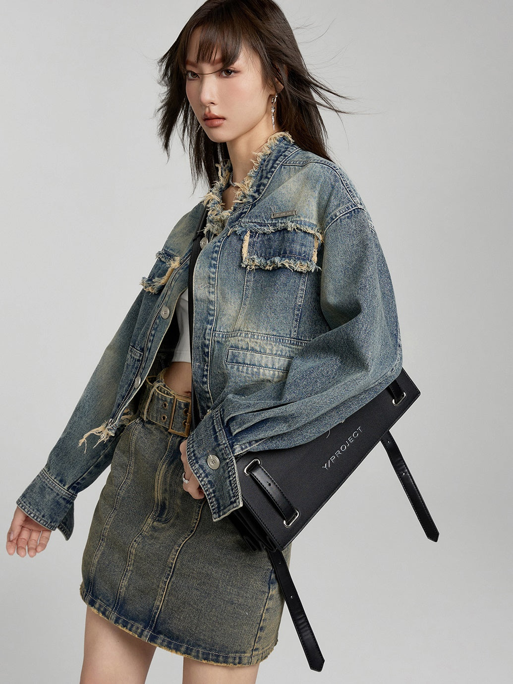 LOOSE SHORT DENIM JACKET