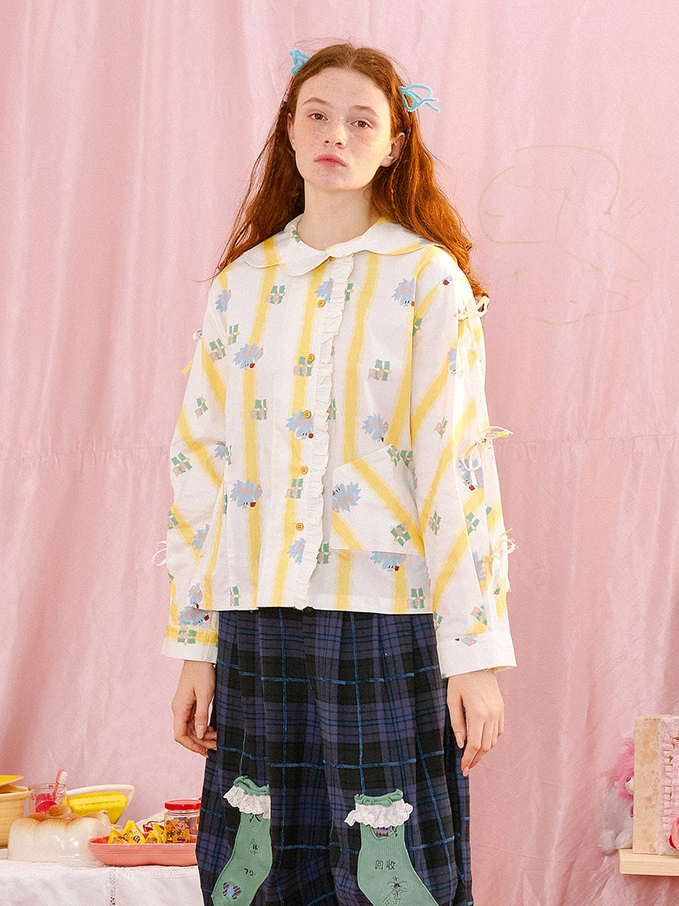 불규칙한 칼라 스트라이프 활 매듭 셔츠