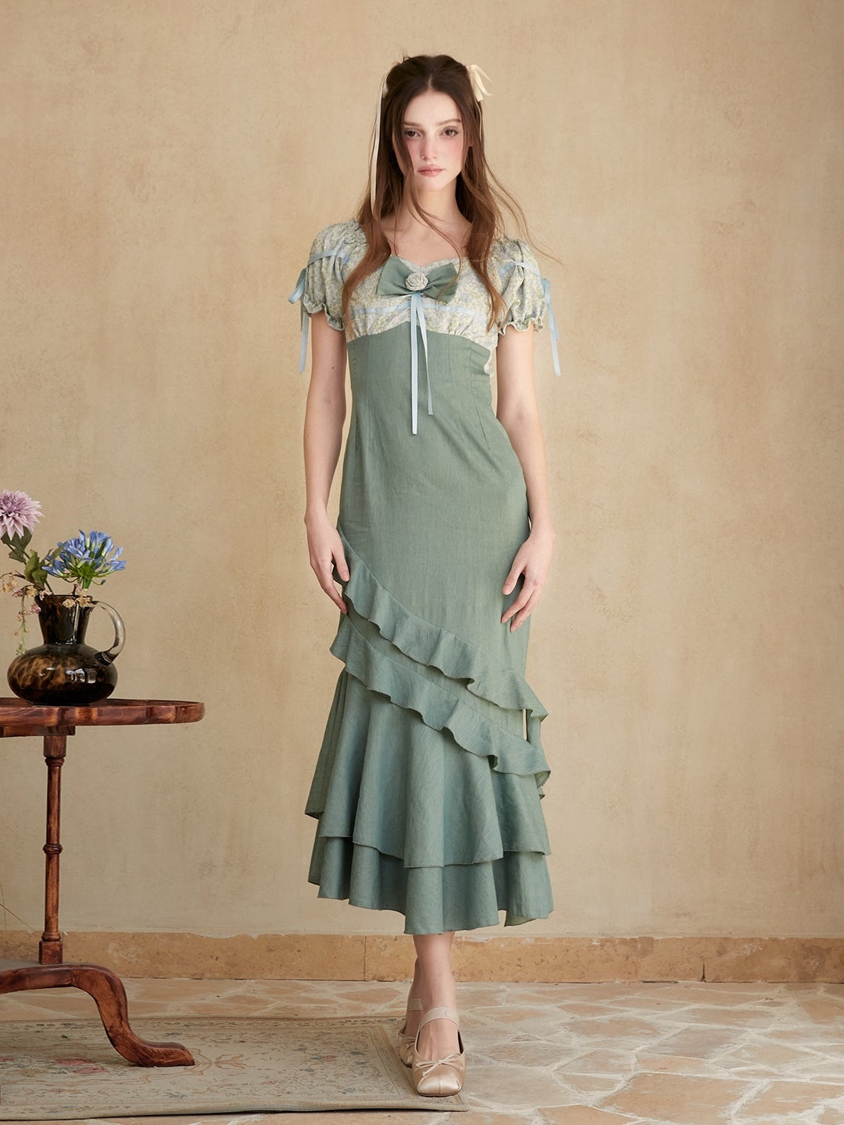 자카드 프릴 드레스