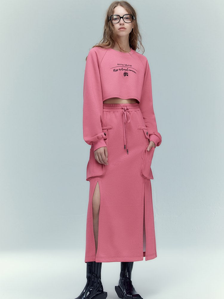 Sweat court et longue configuration de jupe