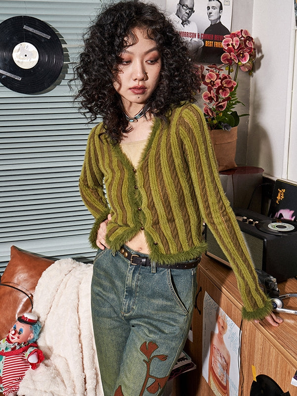 Retro V-Neck-Strickjacke