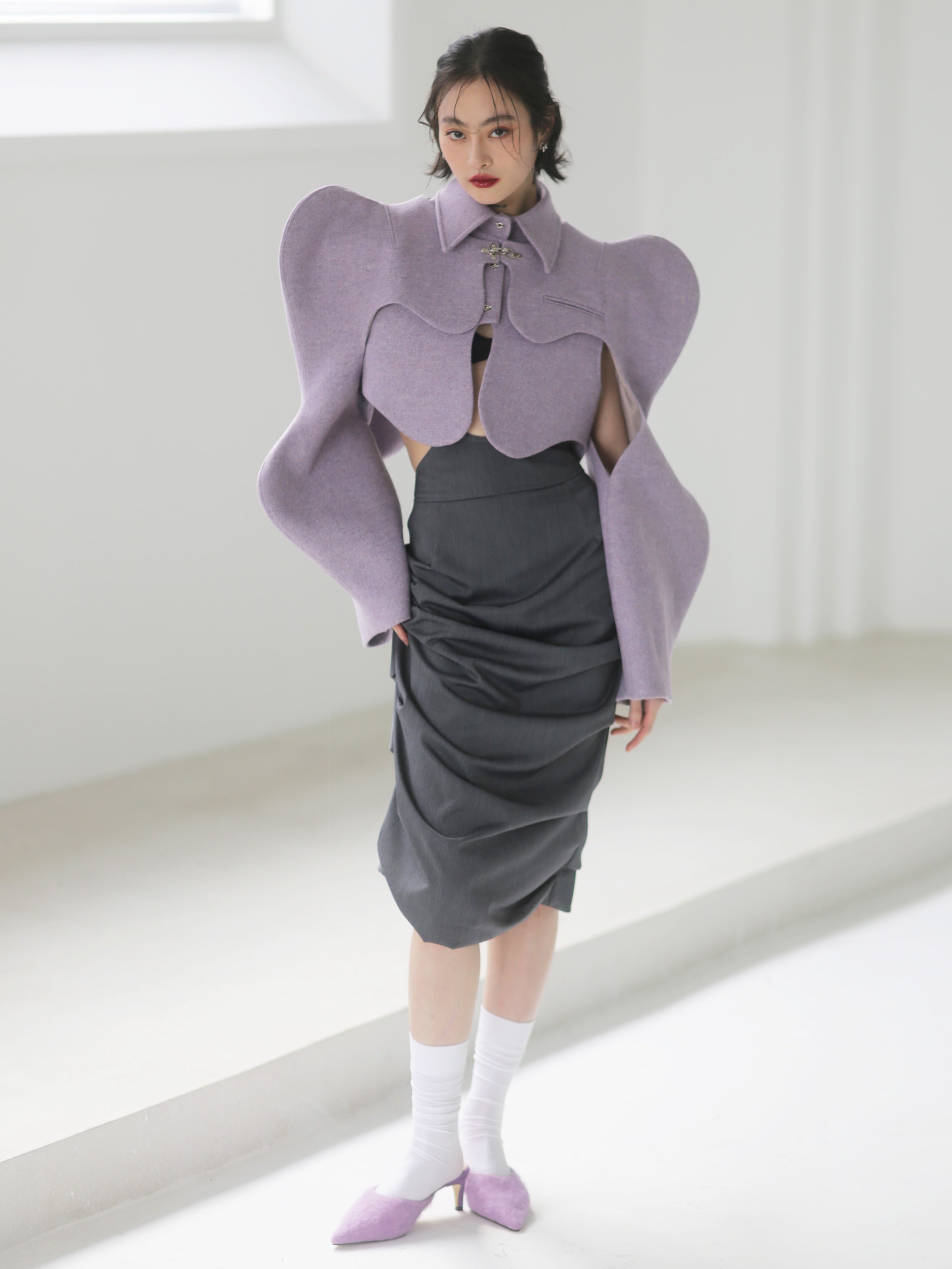 기하학적 아크 중공 2 피스 짧은 모직 코트