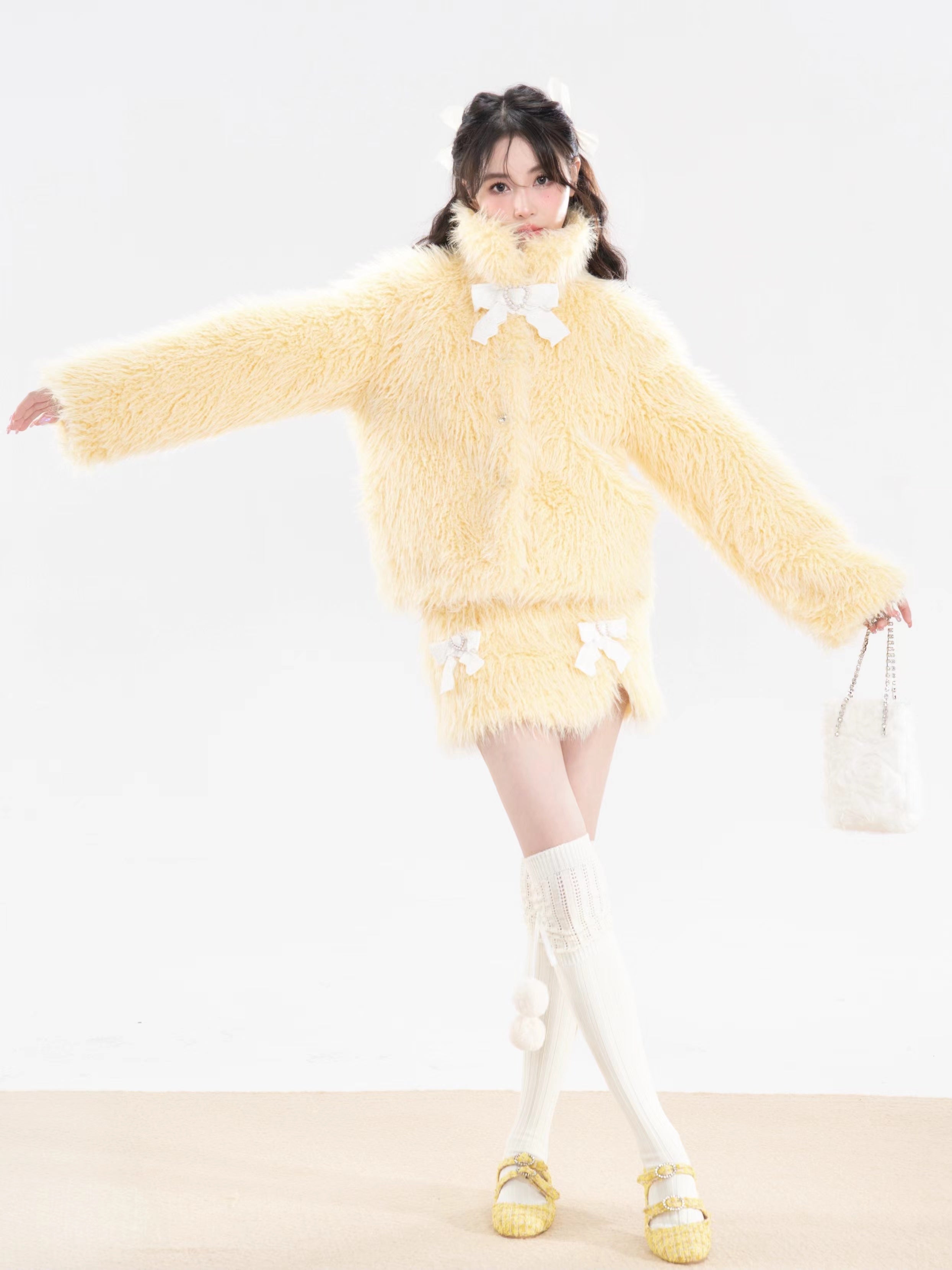 친환경 모피 짧은 코트 및 스커트