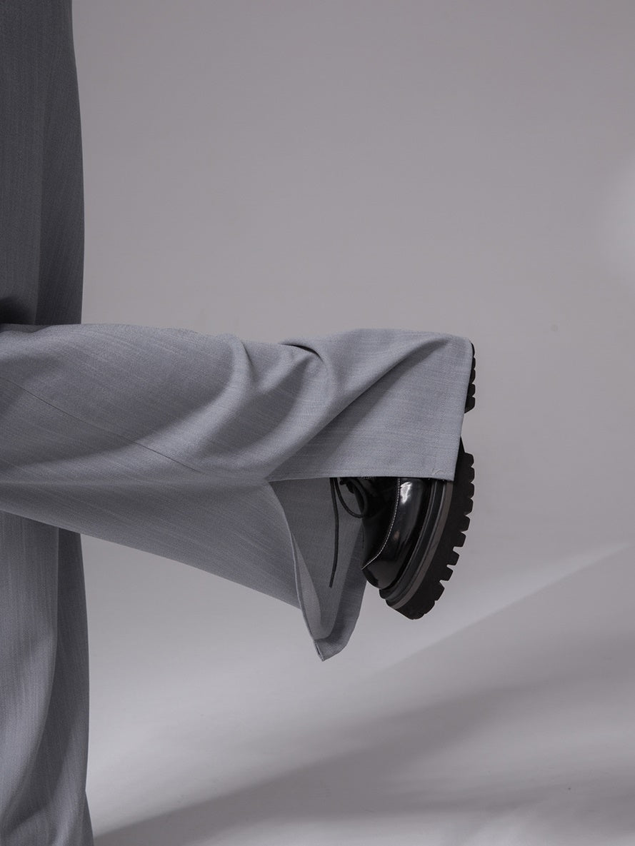 통풍이 잘되는 넓은 다리 바지