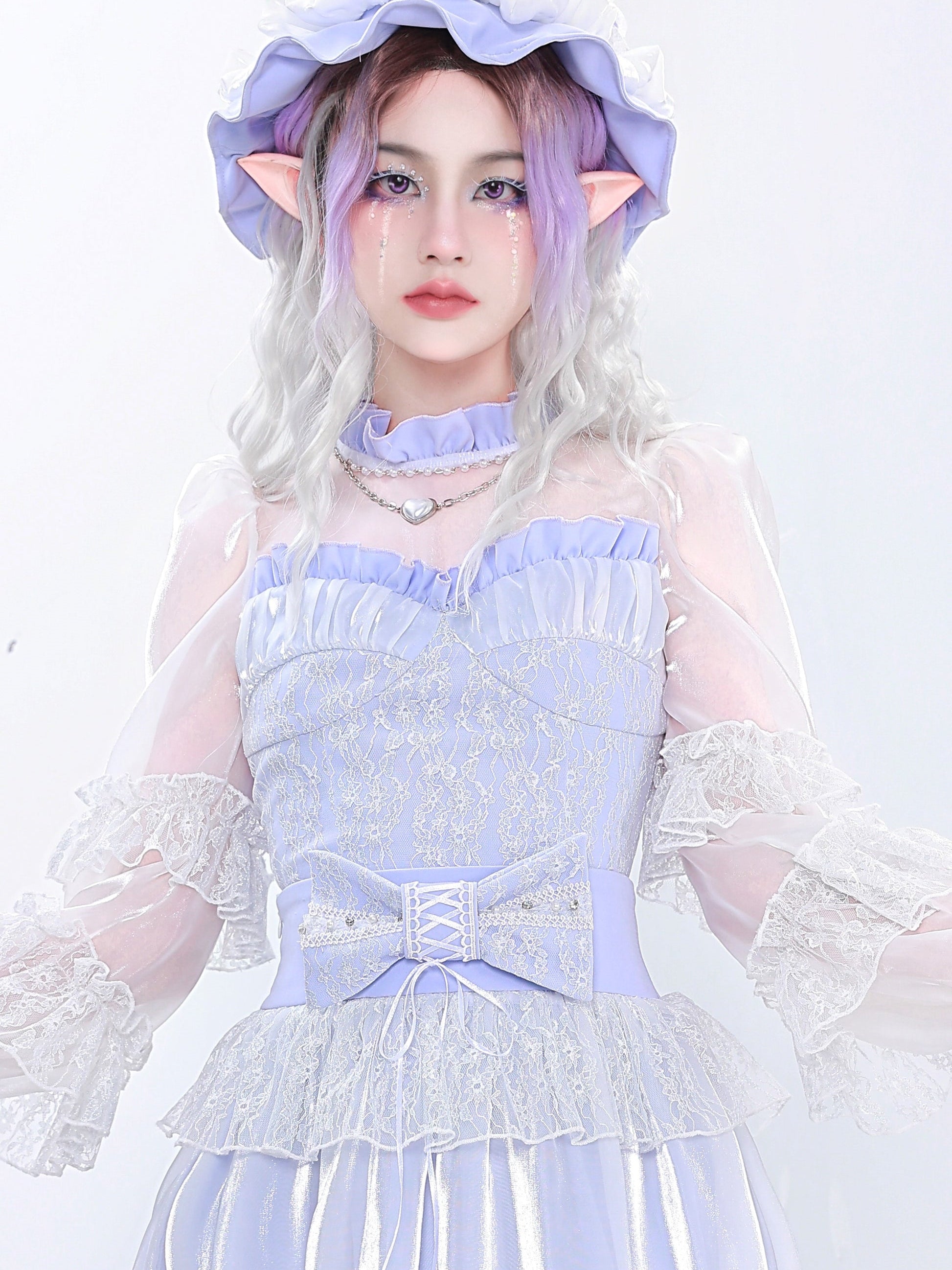 모조 다이아몬드 레이스 스티칭 활 브로치