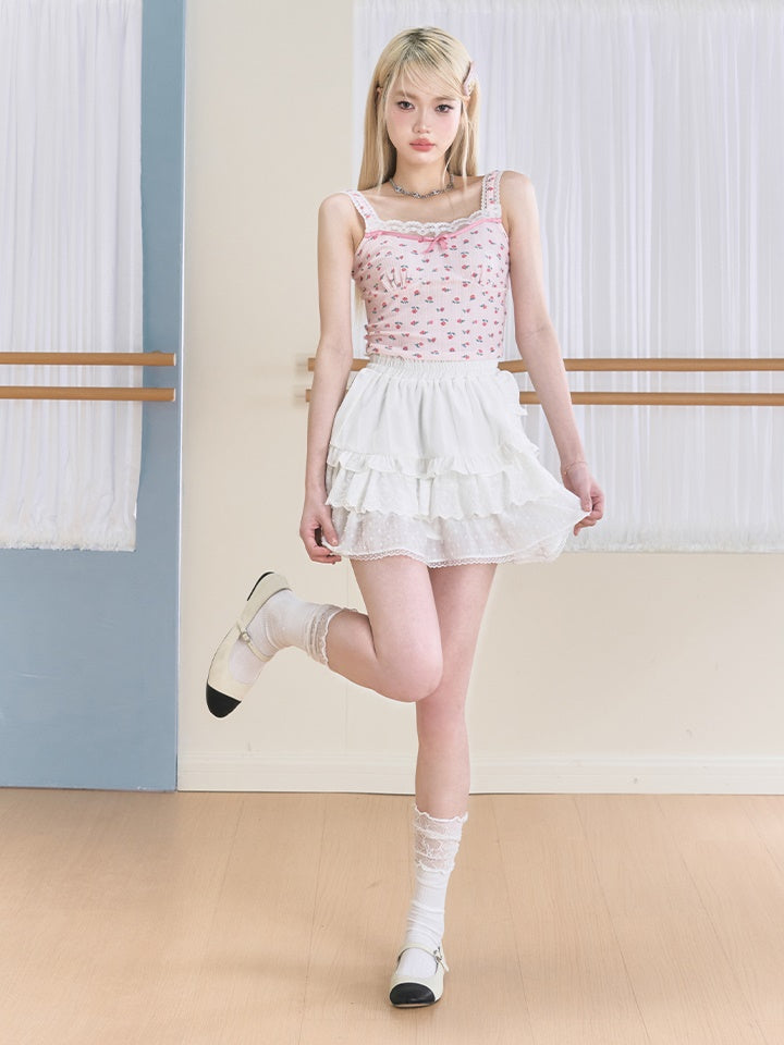 Spitze weißer Kuchenrock