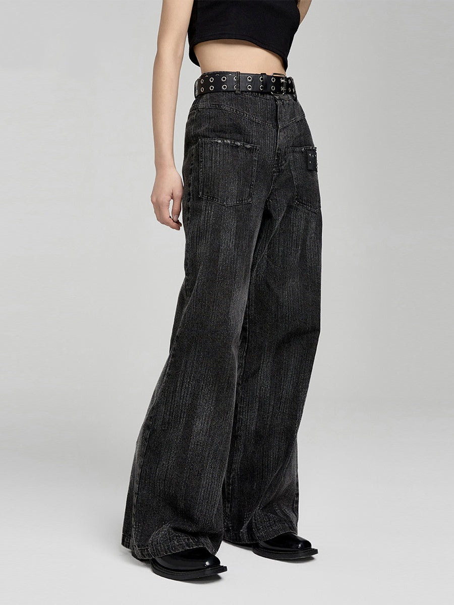 높은 허리와 넓은 다리 청바지