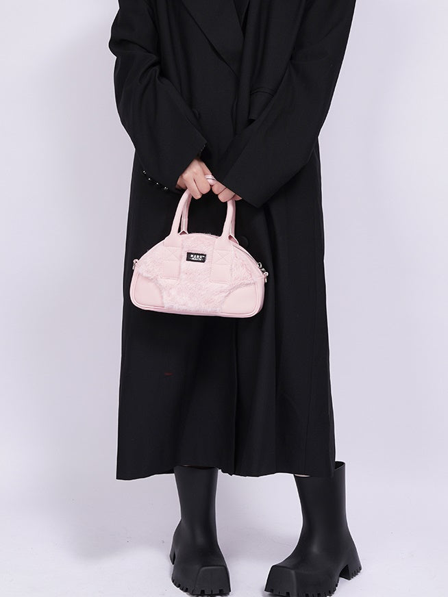 Halbkreis -Pelzbeutel