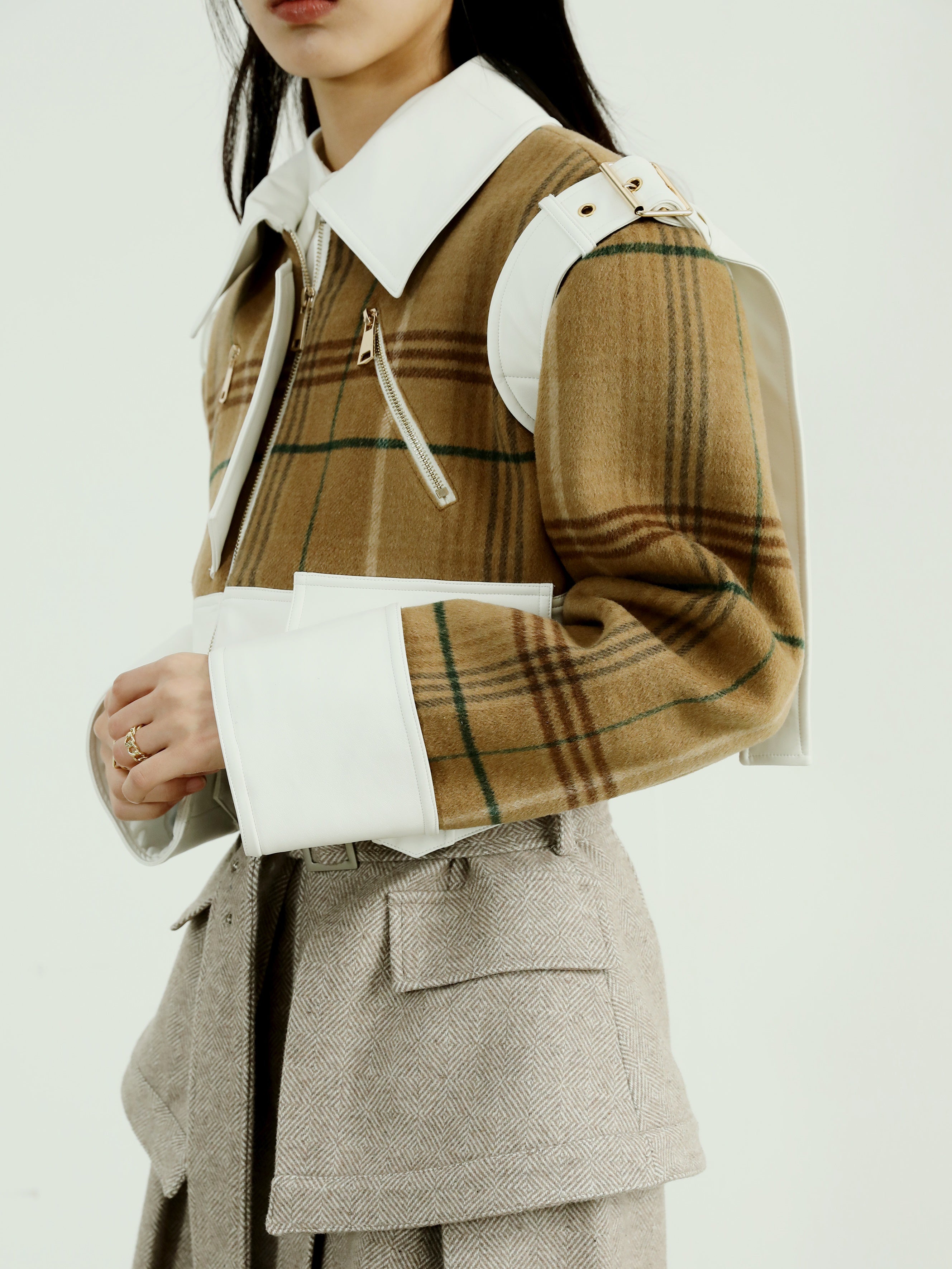 대비 색상 스 플라이 싱 전단 재킷