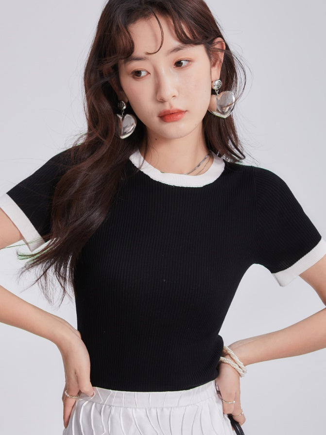 Short-Sleeed Slim-fit Bottoming Knitted Top
