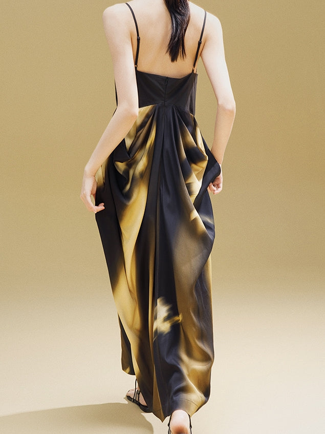 V-Neck 서스펜더 드레스