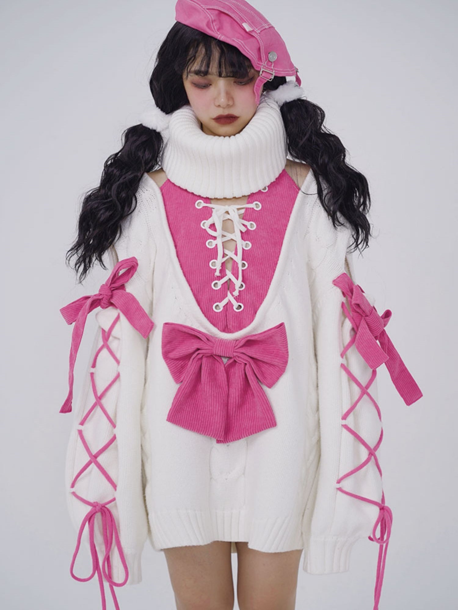 Oversize Lace-UP Sweater