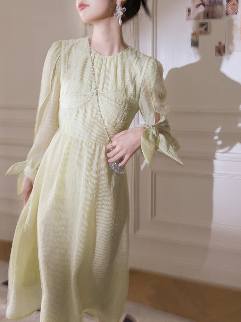 Dünnhülle Hohlbandkleid