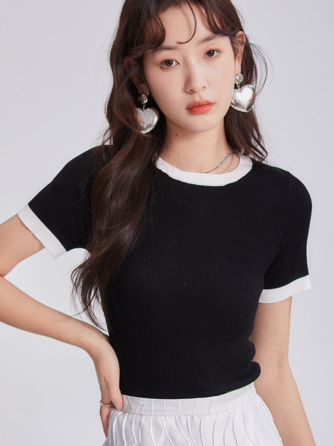 Short-Sleeed Slim-fit Bottoming Knitted Top