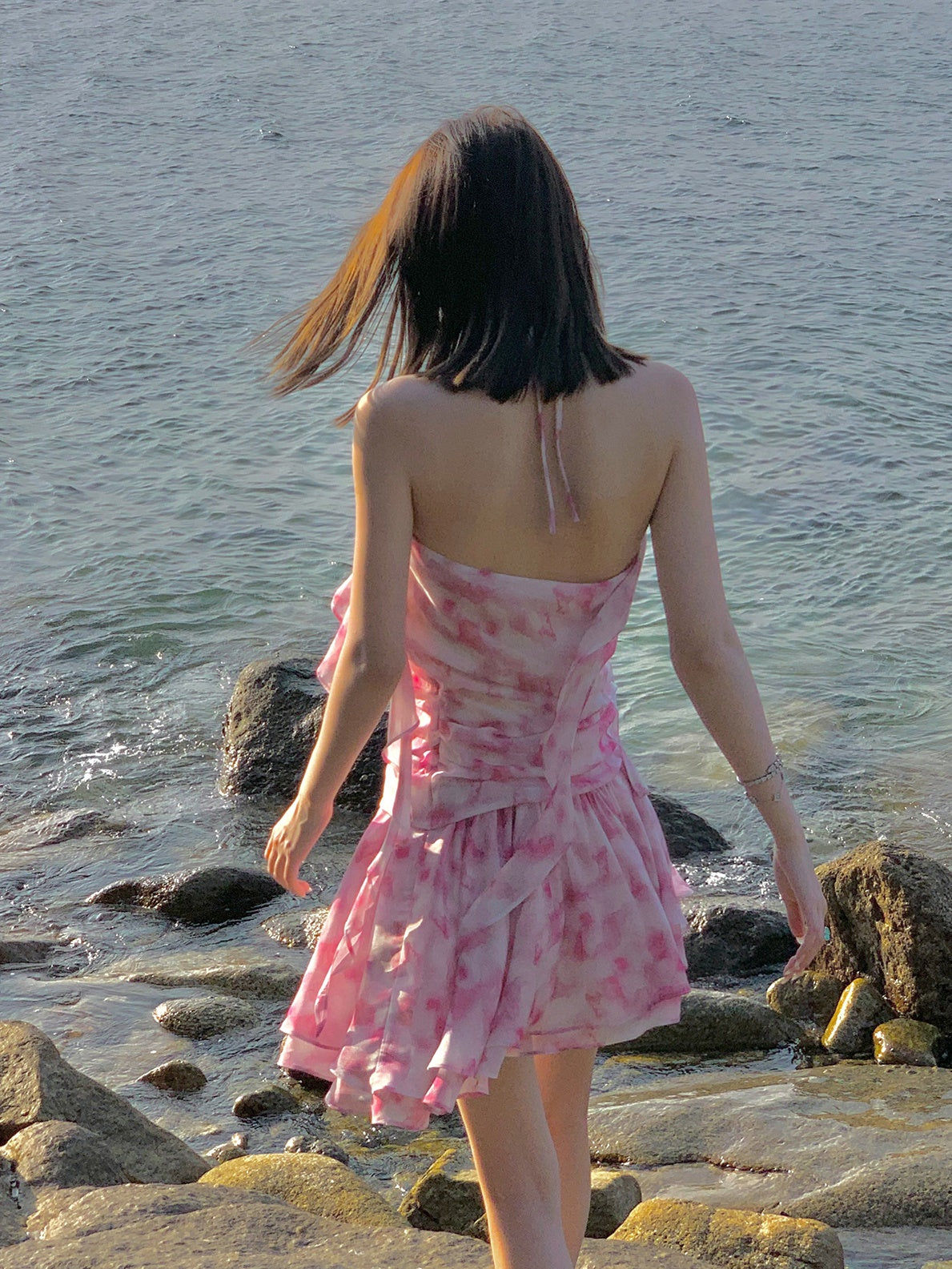 IRREGULAR HEM RUFFLES HALTER NECK PRINTED GAUZE ONE-PIECE