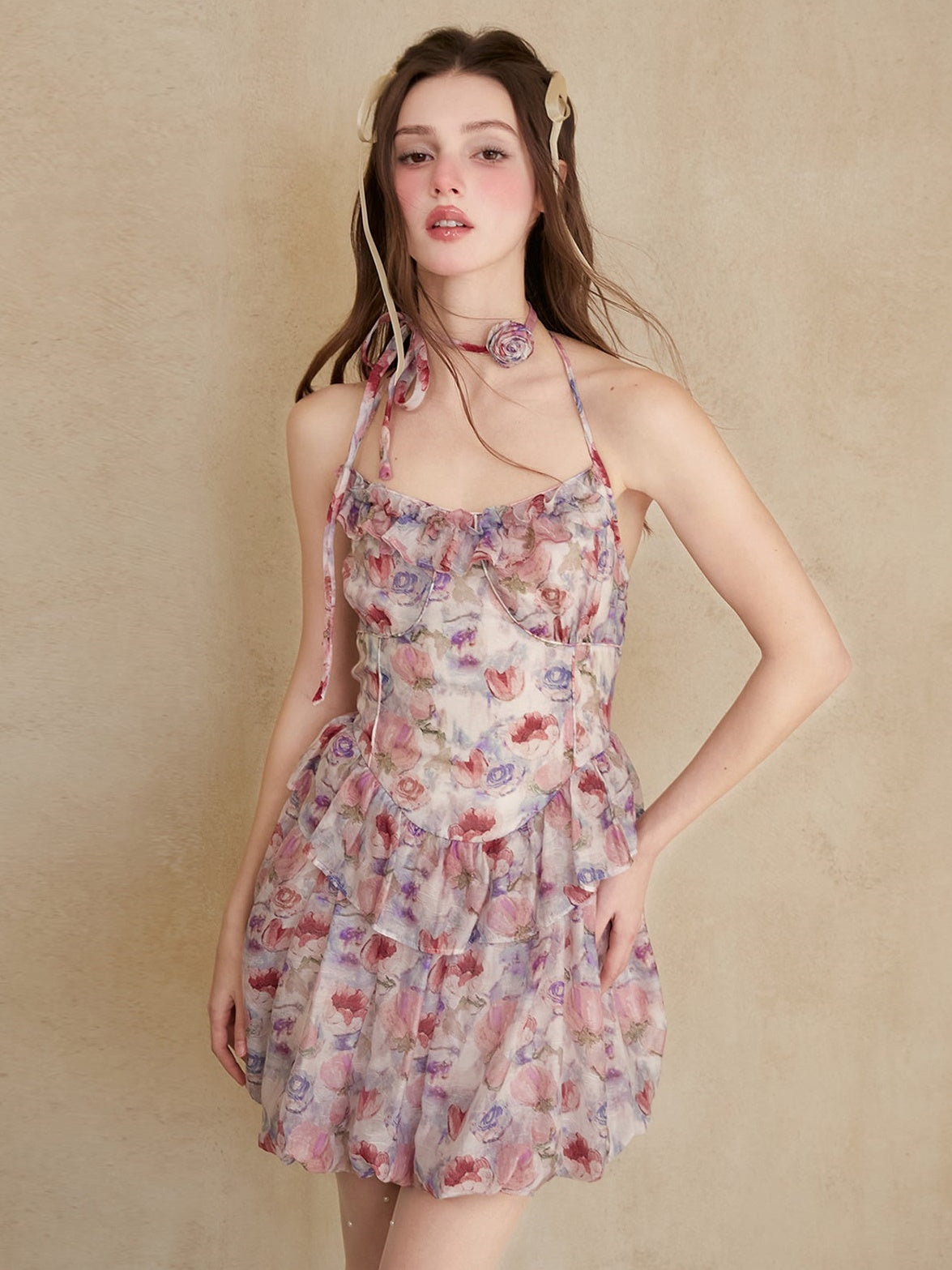 Rosenhalter-Neck-kurzes Kleid