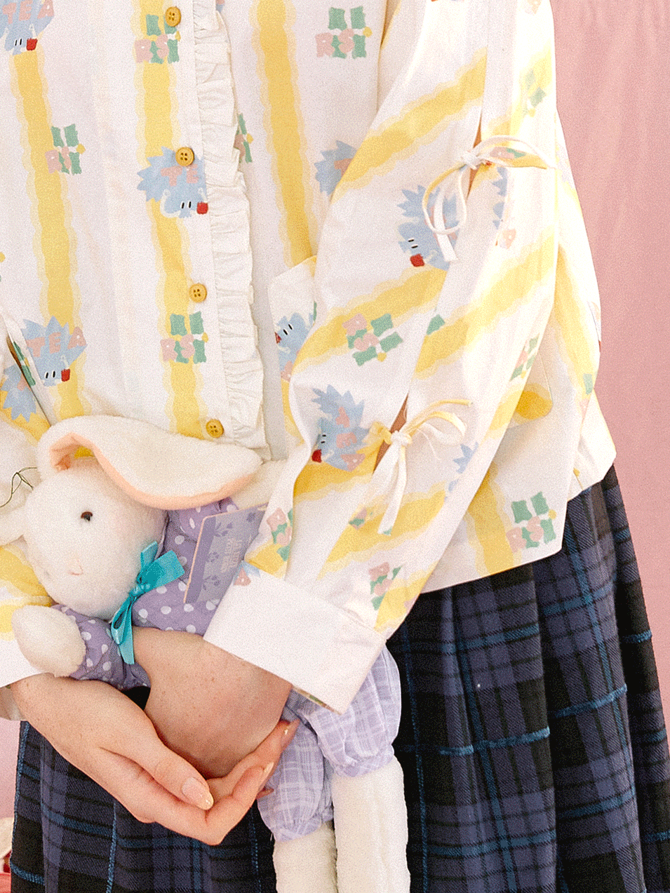 불규칙한 칼라 스트라이프 활 매듭 셔츠