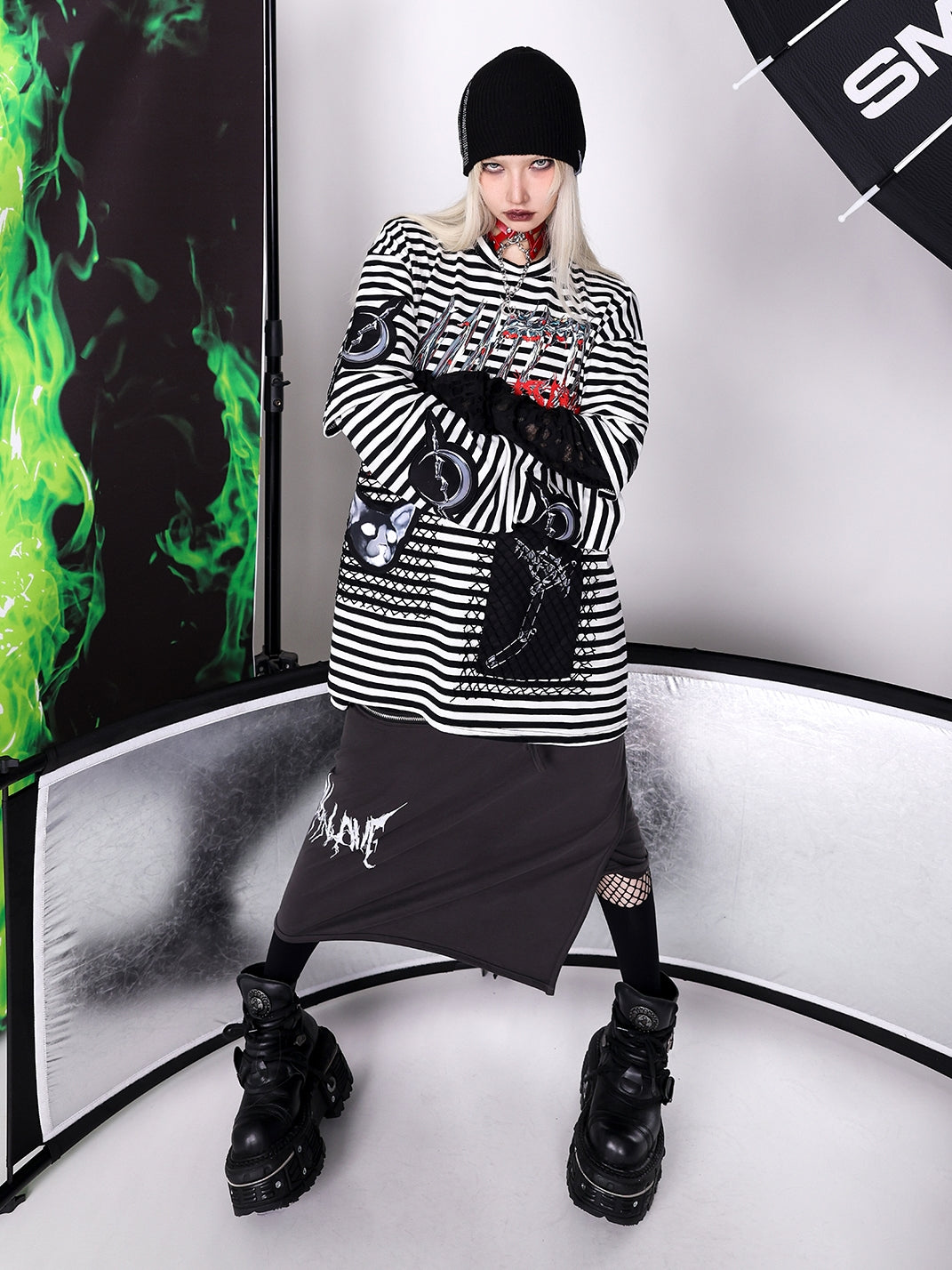 Electric Moon Choker