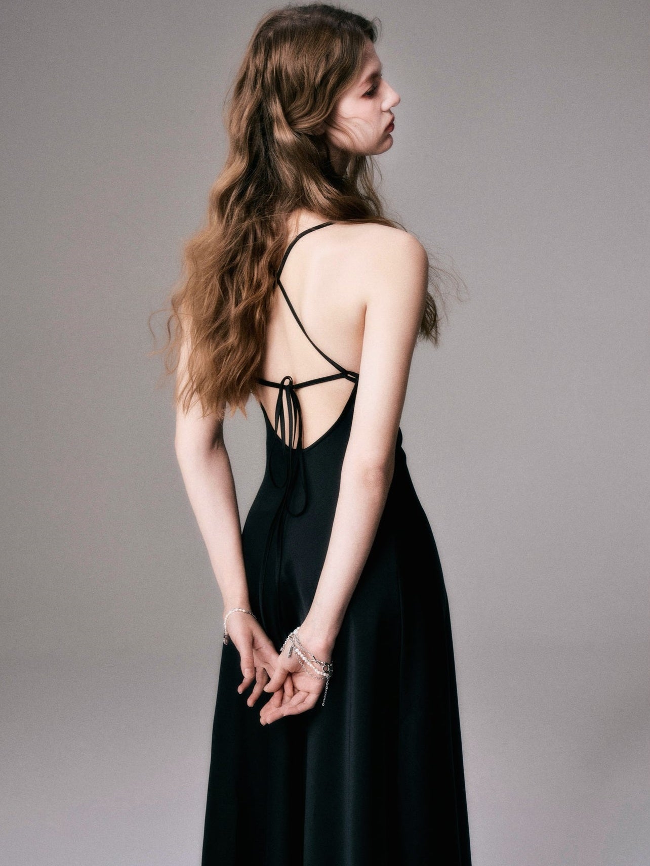 스윙 슬링 긴 드레스