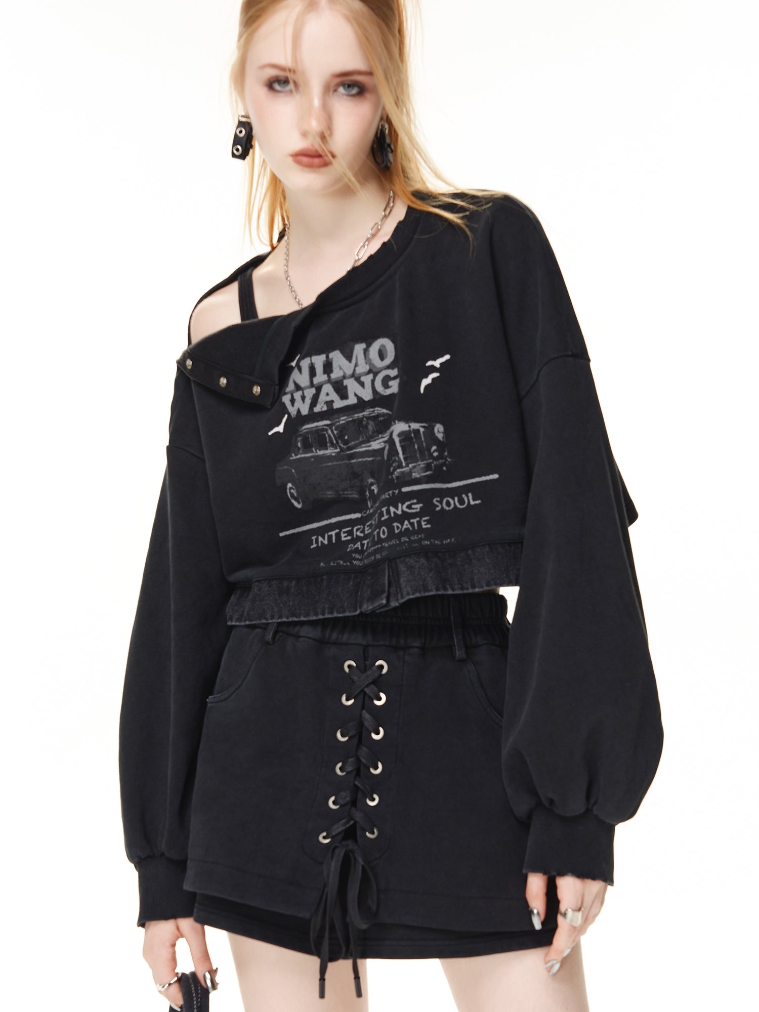 Pullover et short rétro