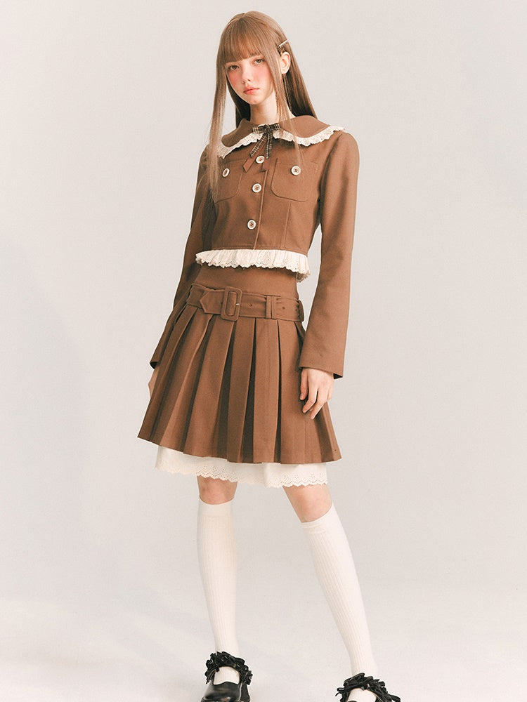 Veste courte à lame et jupe à plis