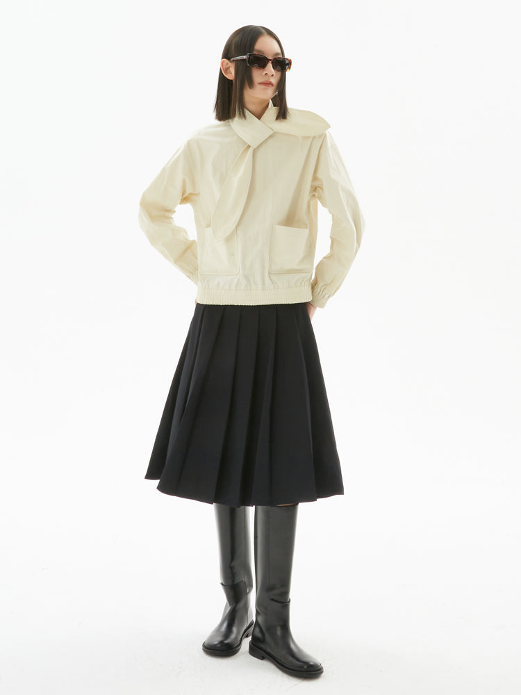 Hohe Taille -Faltenrock