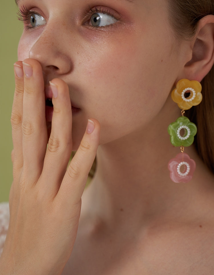 3 색 피는 꽃 긴 귀걸이