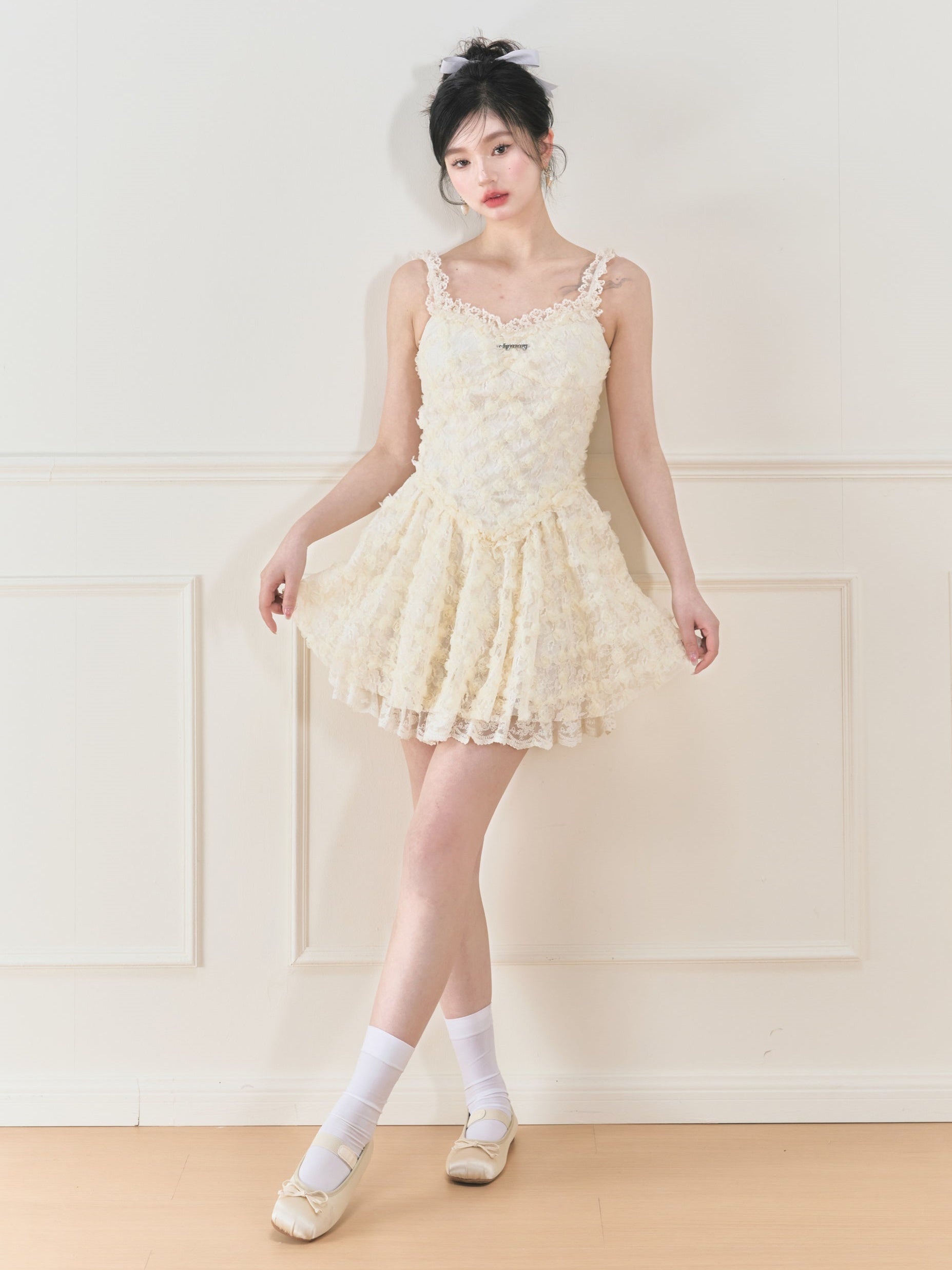 Flower Suspenders Fluffy Dress & Sunscreen Long-sleeved