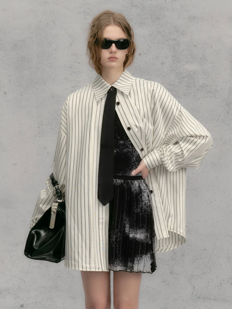 느슨한 줄무늬 셔츠