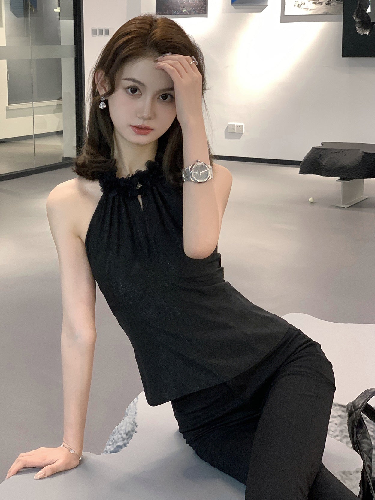 Hanging Neck SleevelessTop & Cake Skirt