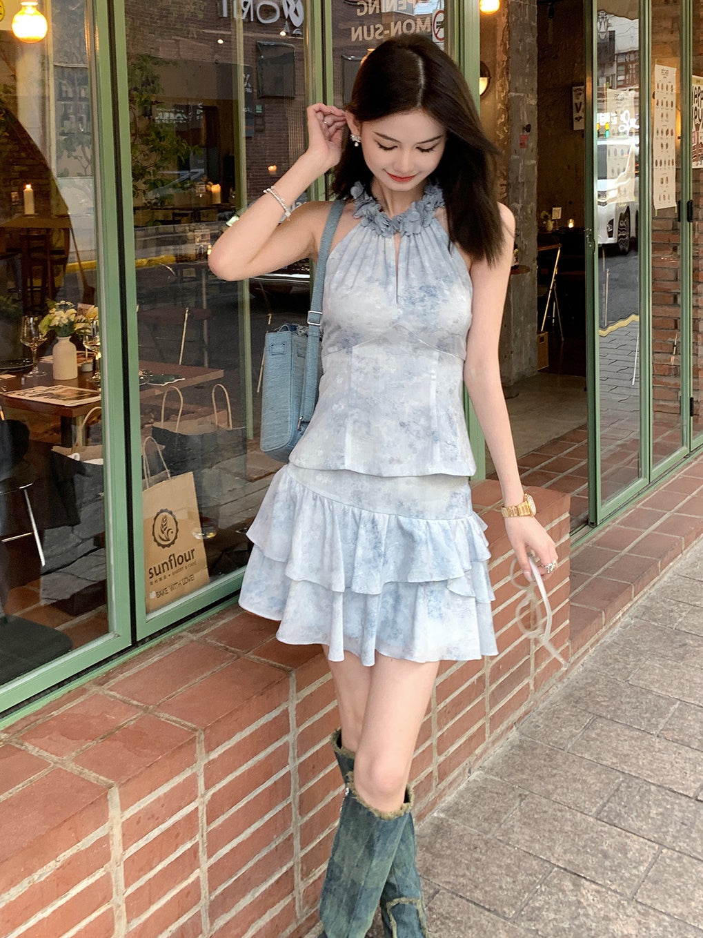 Hanging Neck SleevelessTop & Cake Skirt