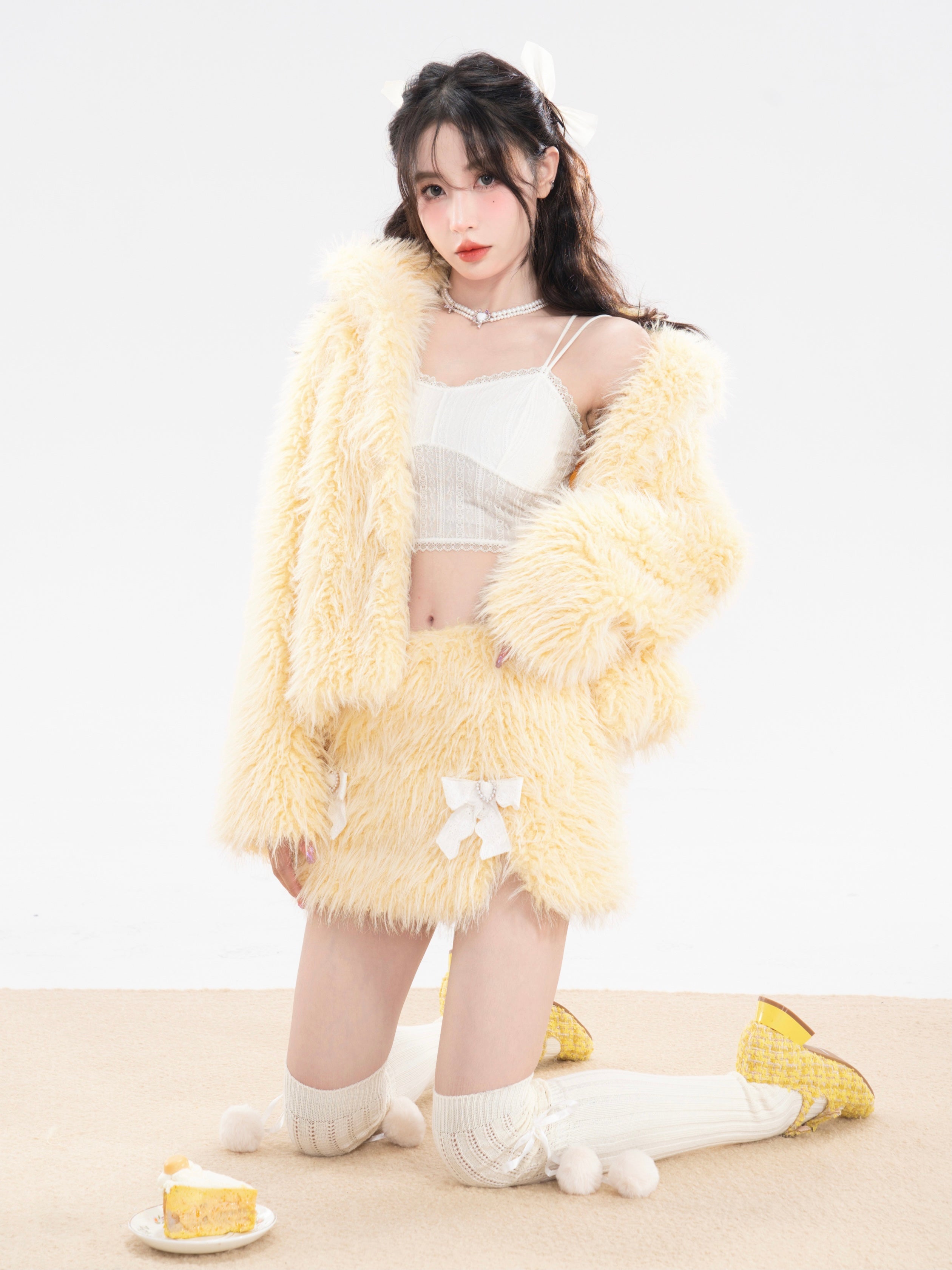 친환경 모피 짧은 코트 및 스커트