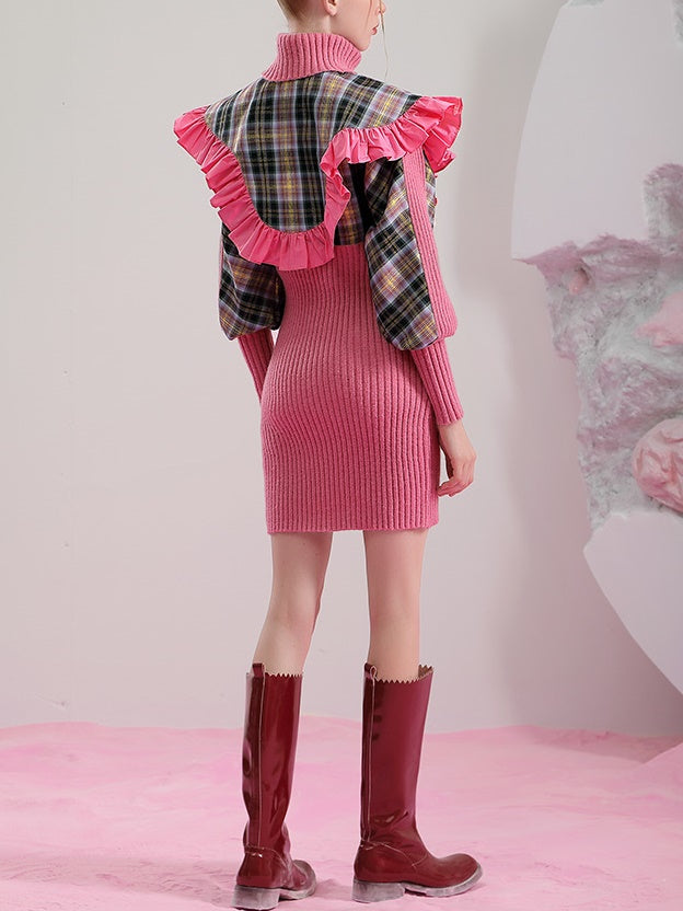 Nähte Kleid mit schlankem gestricktem Kleid