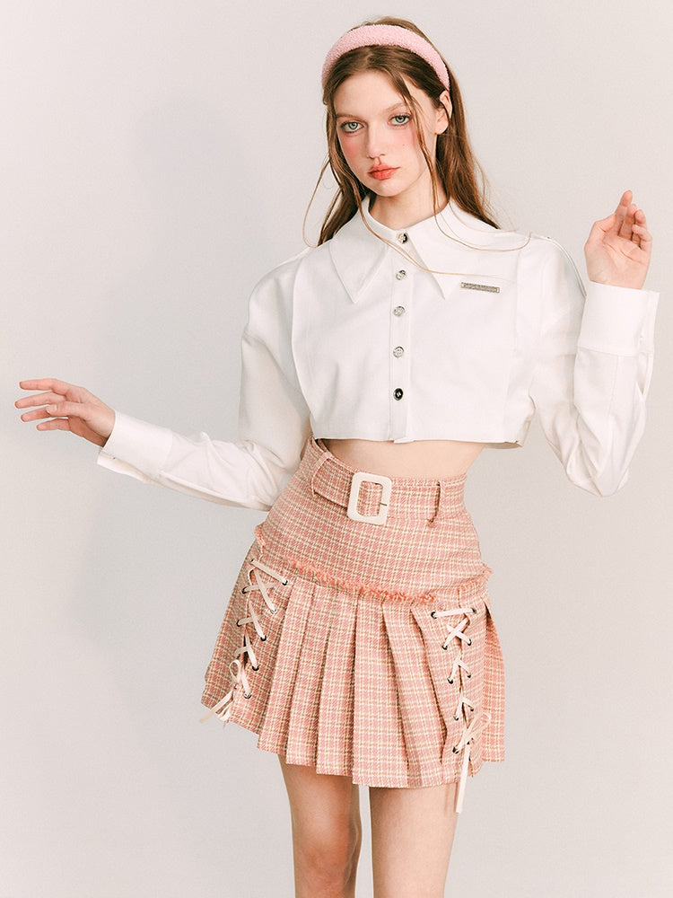 Kurzes Langarm -Shirt & College Krawatte