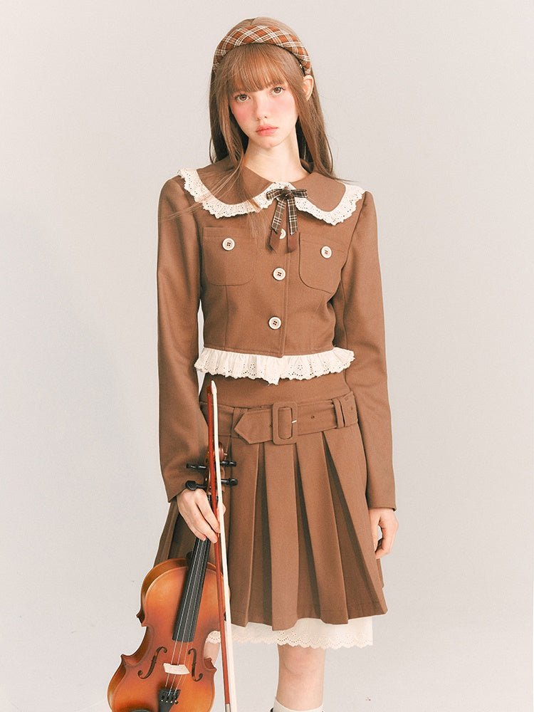 Veste courte à lame et jupe à plis