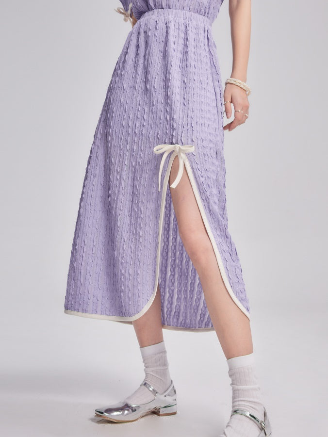 T-shirt et jupe de texture incurvée ondulée