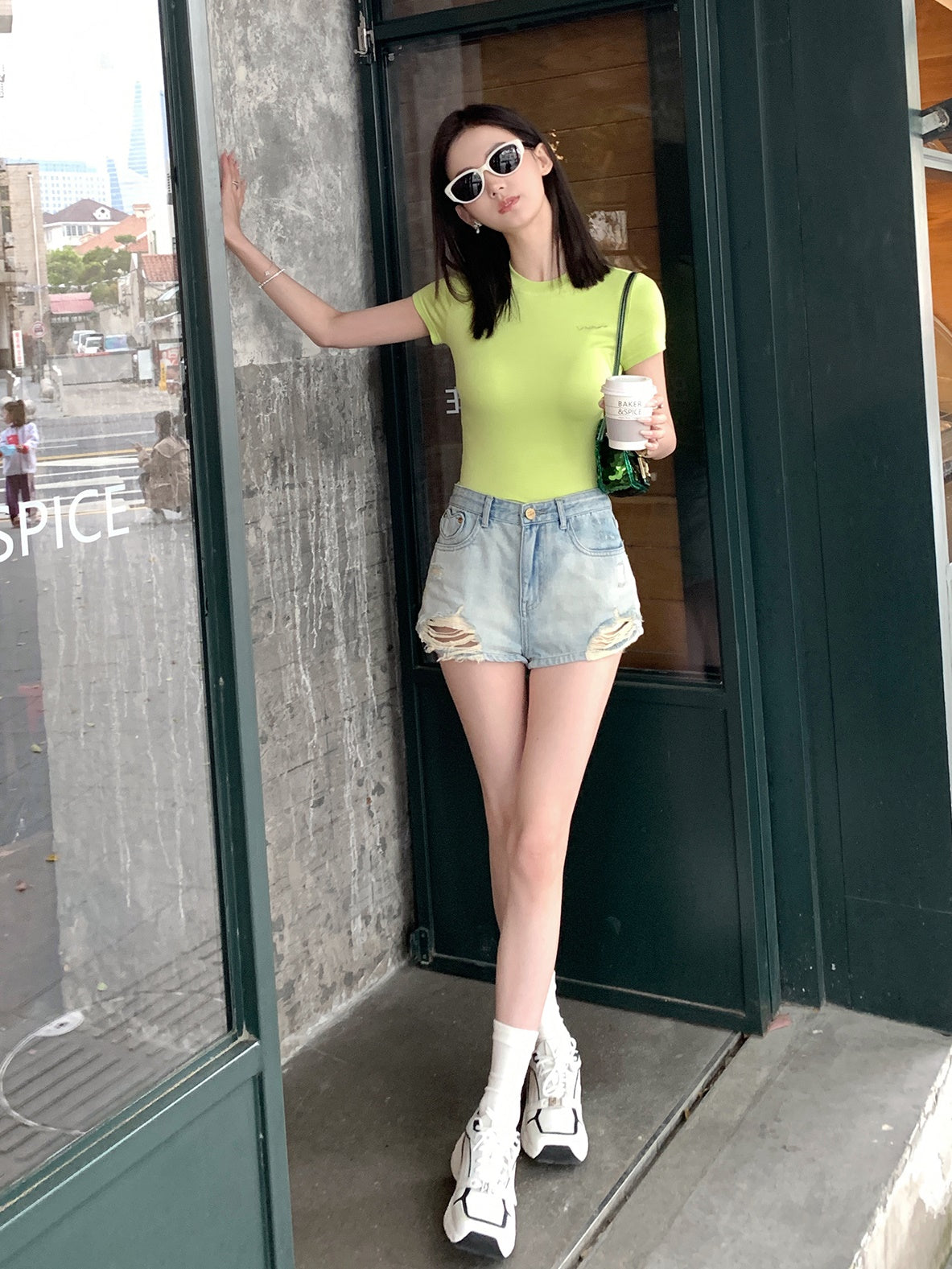 Dehnen Sie die grundlegende kurzarmige T-Shirt mit schlankem T-Shirt