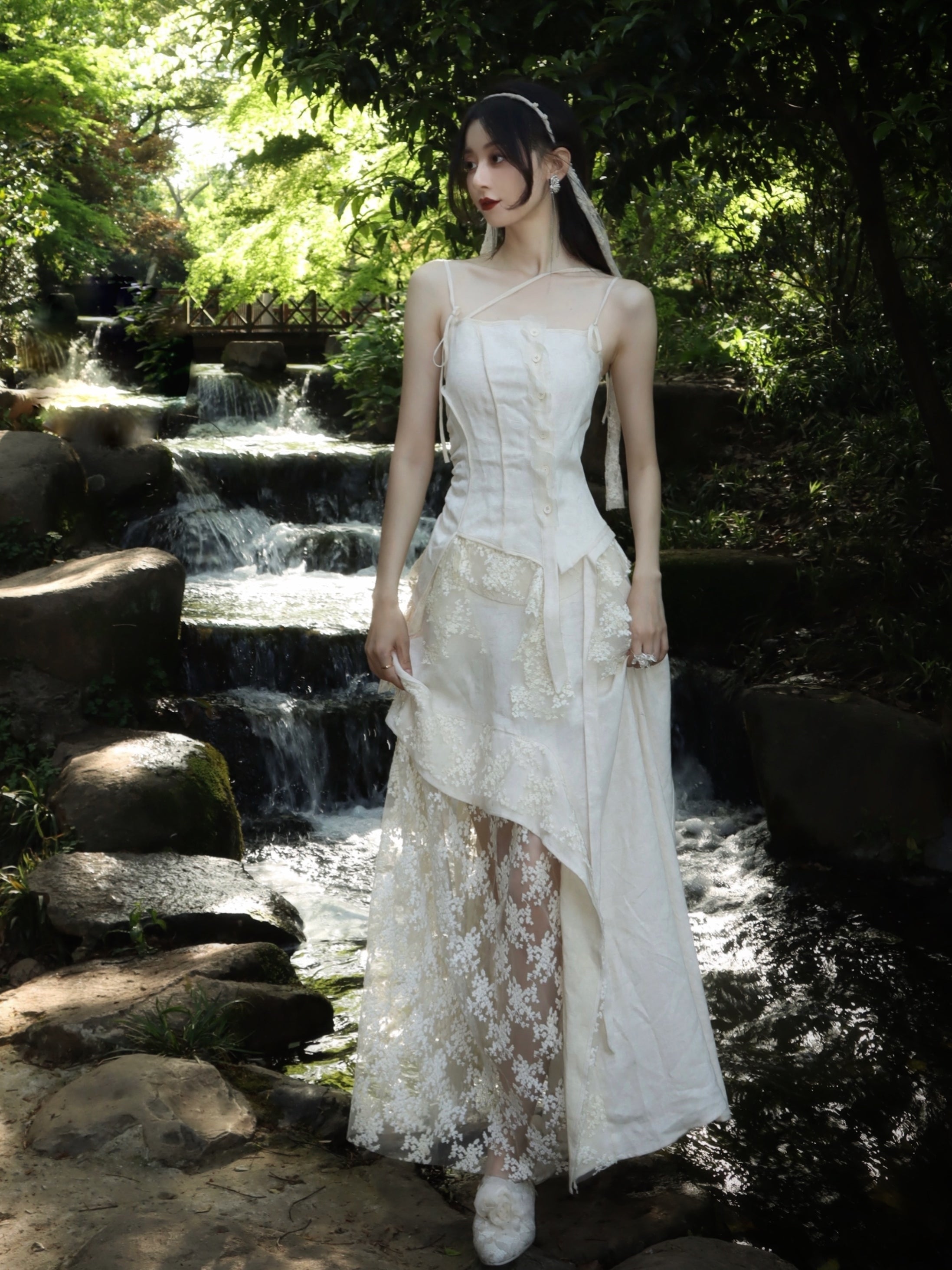 Spitzennähte Hosenträger oben