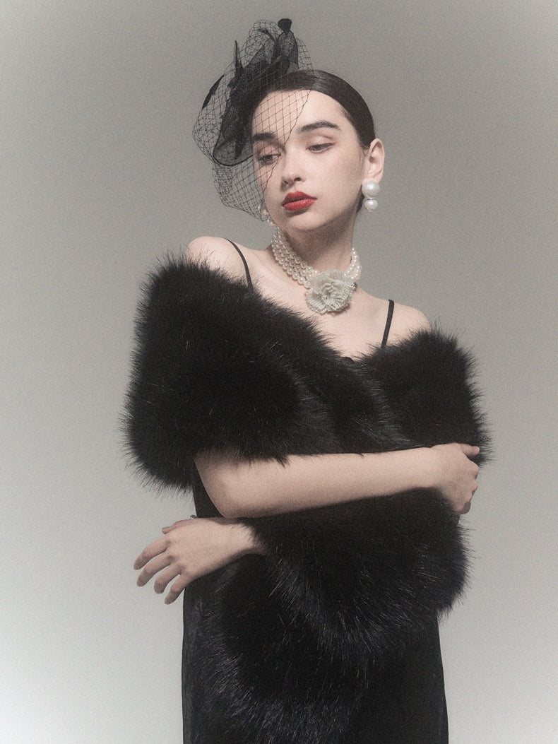 Gefälschter Pelzschal