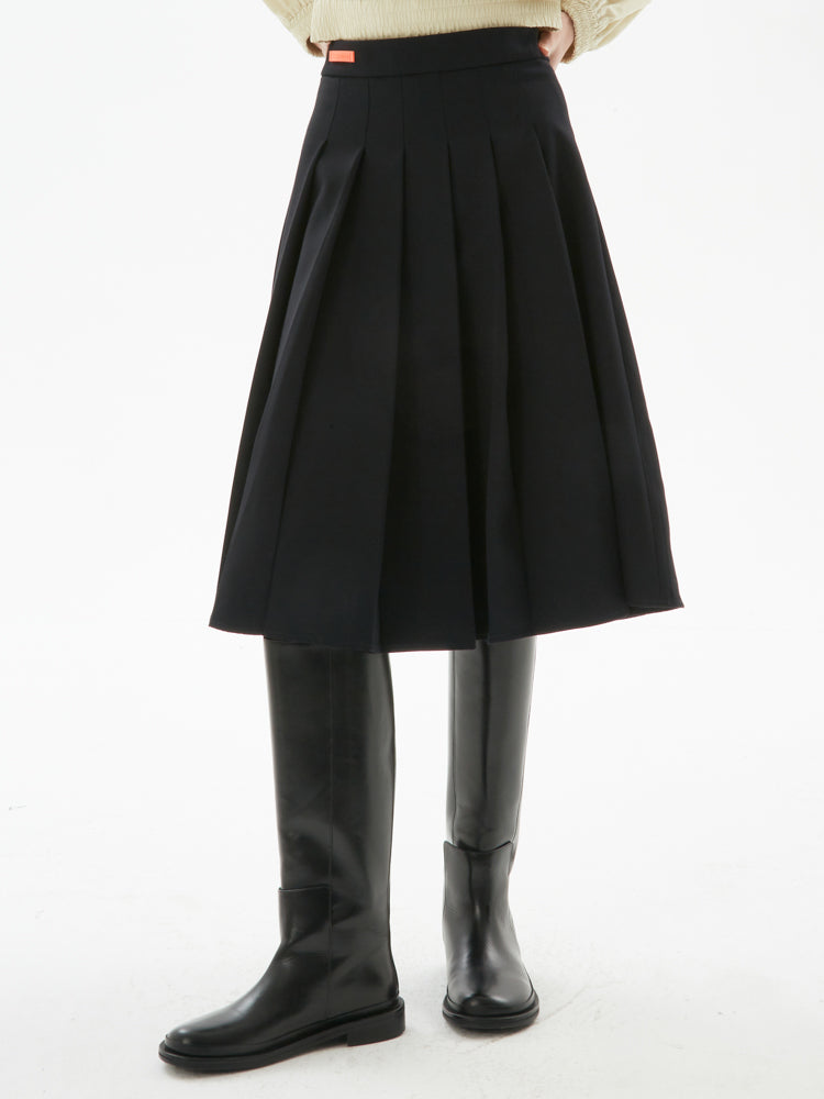 Hohe Taille -Faltenrock