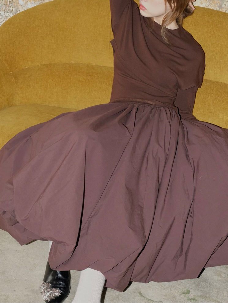 매우 큰 주름 구름 치마