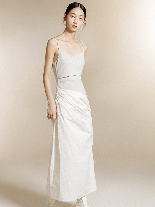 Dreidimensionales Kleid von Falten-Hosentender