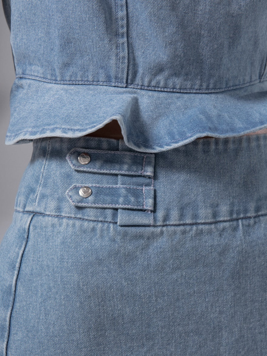 Denim-Weste & Rock & Bottoming T-Shirt Setup