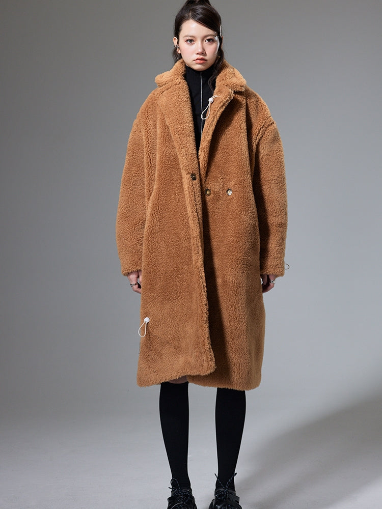 Mid-LENGTH LAMB WOOL COAT