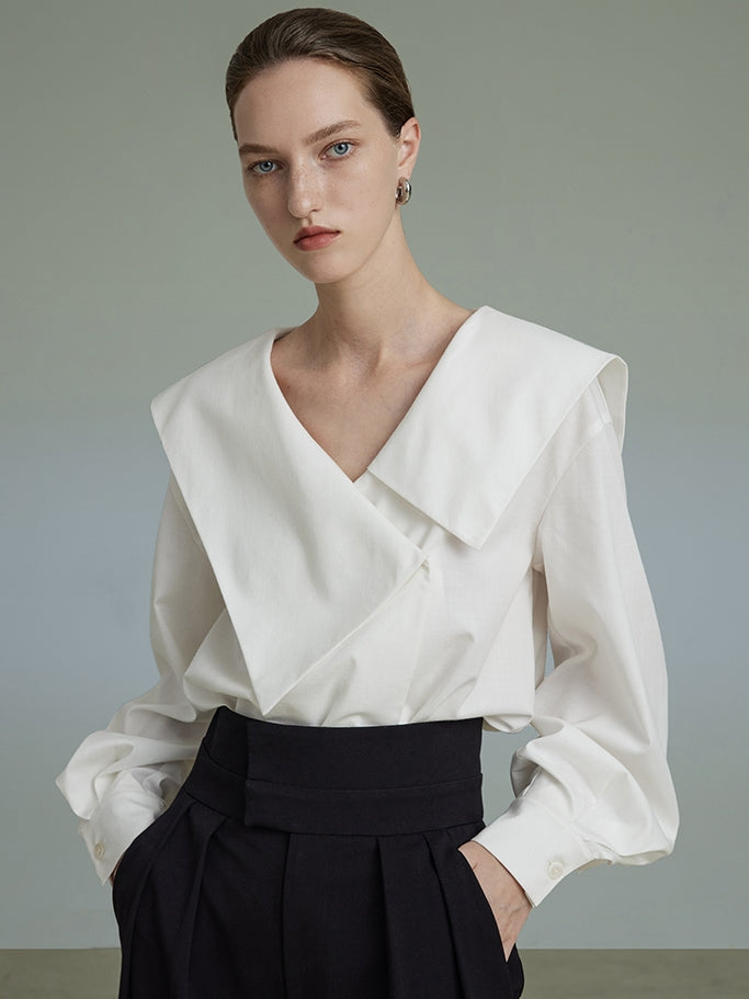 비대칭 V 넥 셔츠