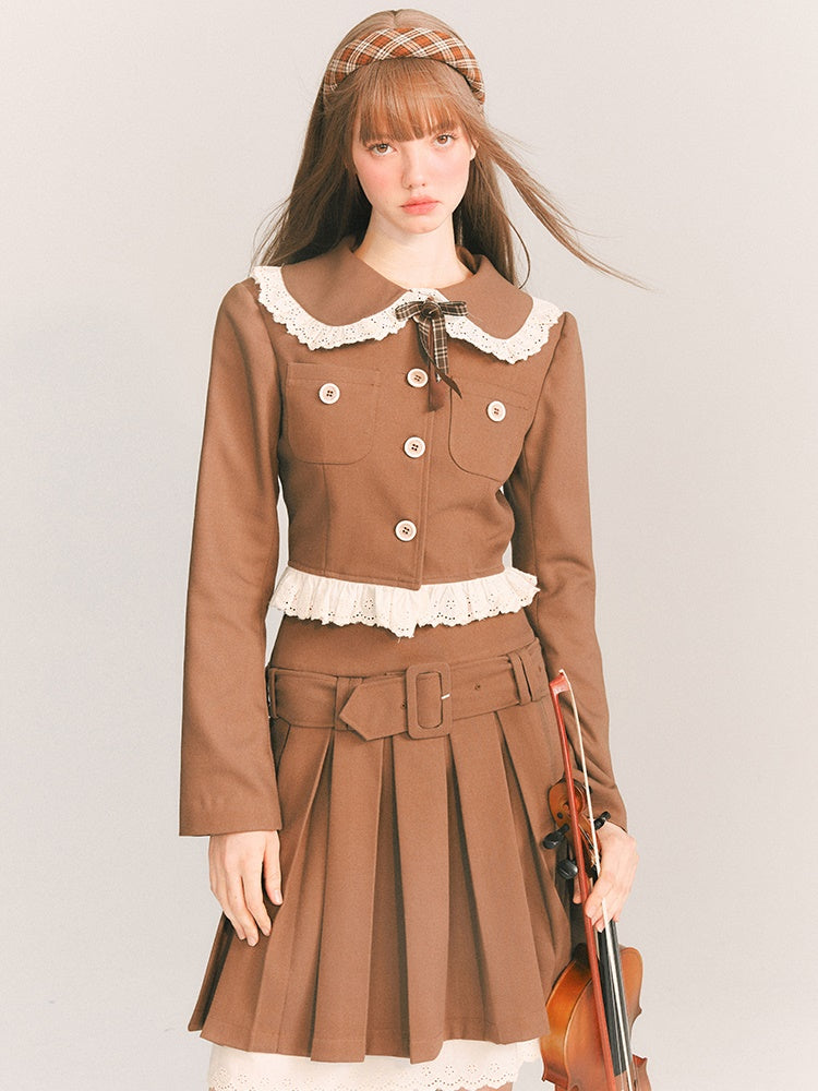 Veste courte à lame et jupe à plis